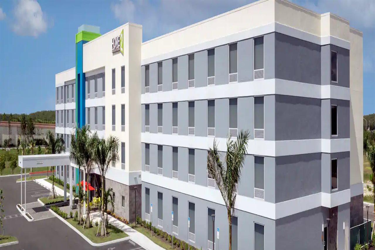 Home2 Suites By Hilton Fort Myers Airport מראה חיצוני תמונה