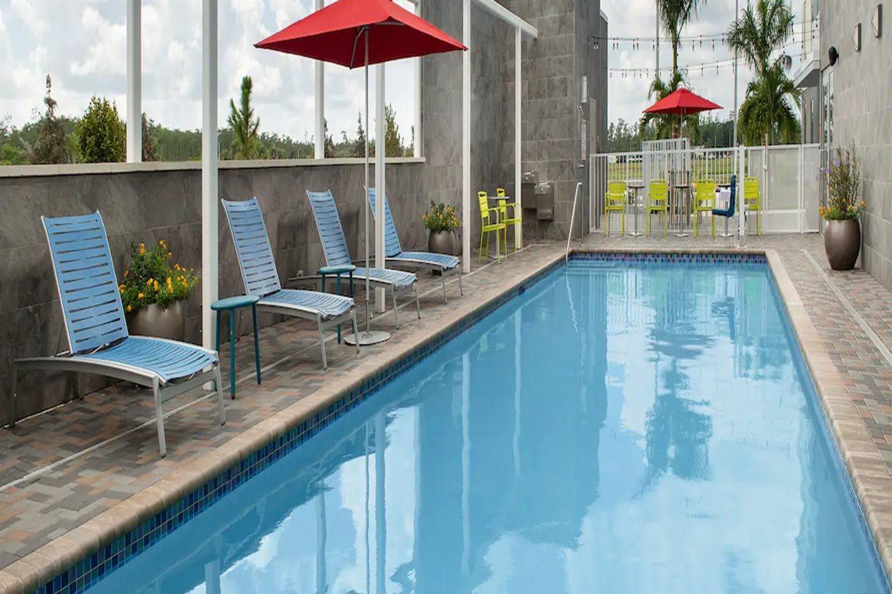 Home2 Suites By Hilton Fort Myers Airport מראה חיצוני תמונה