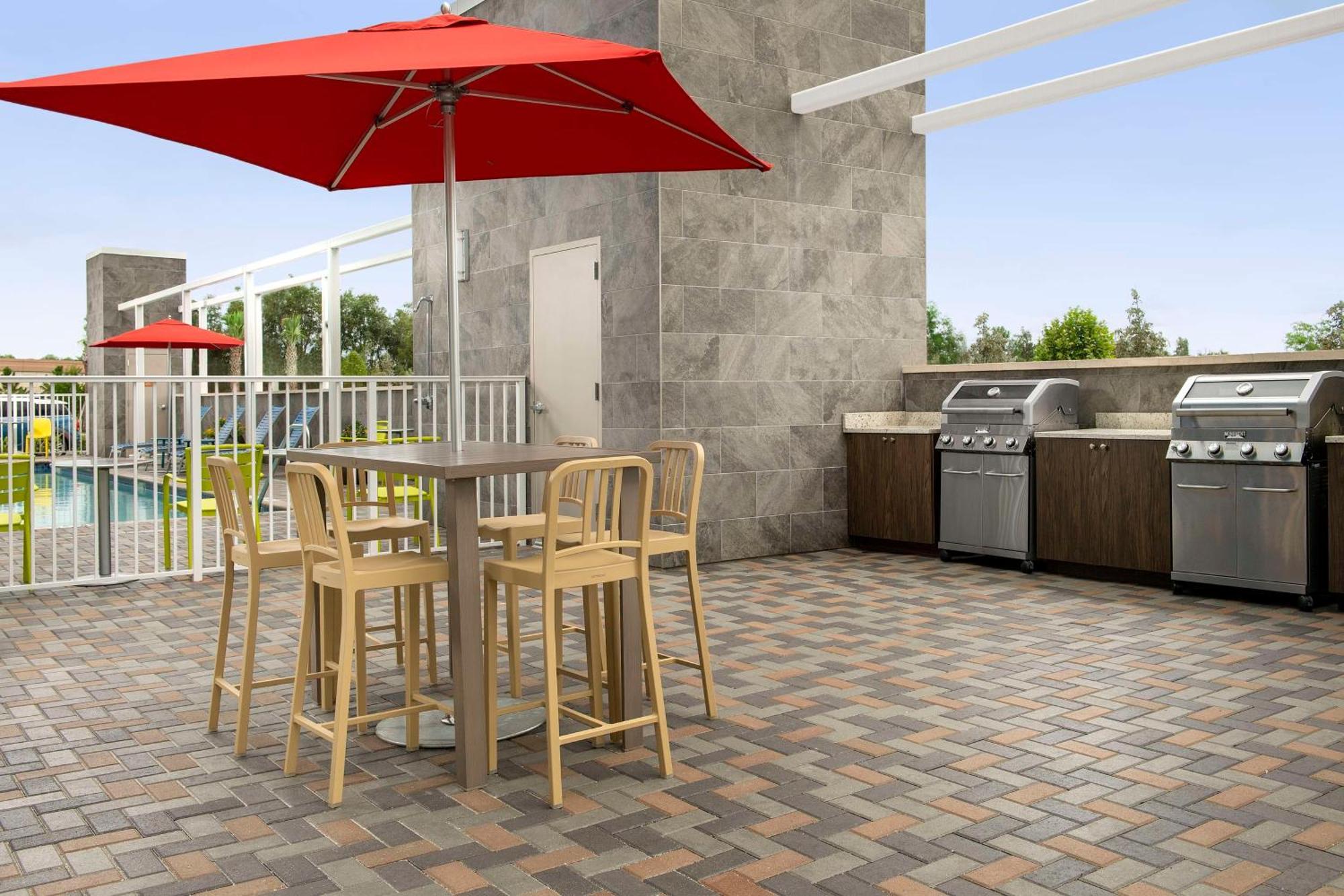 Home2 Suites By Hilton Fort Myers Airport מראה חיצוני תמונה